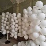 Balony na stojakach - Niepodległa Warszawa