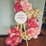 Girlanda balonowa na chrzciny dla dziewczynki